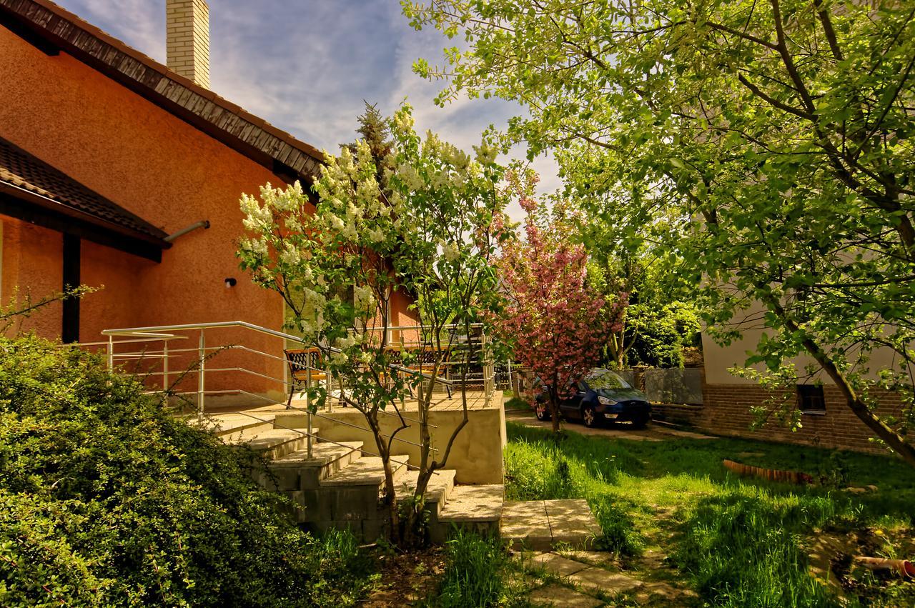Cozy Gardens Apartments In Praga Zewnętrze zdjęcie
